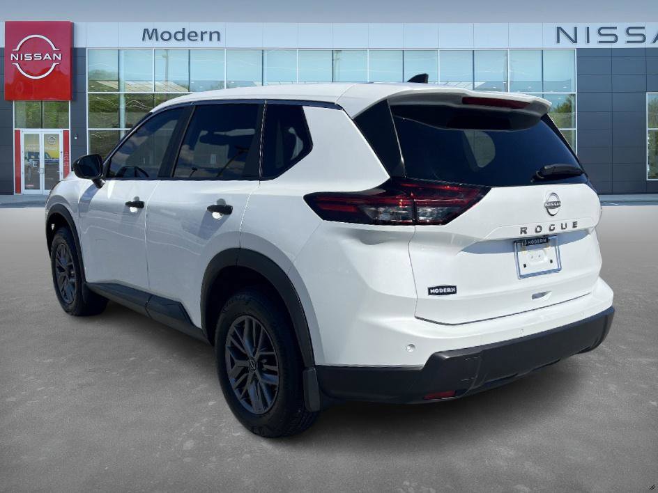 2025 Nissan Rogue S photo 4