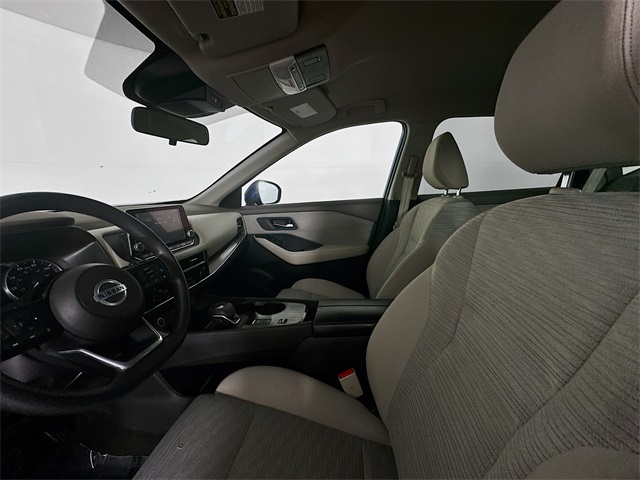 2021 Nissan Rogue SV photo 18