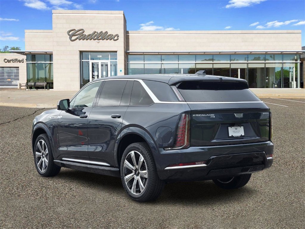 2026 Cadillac Escalade IQ Premium Luxury photo 2