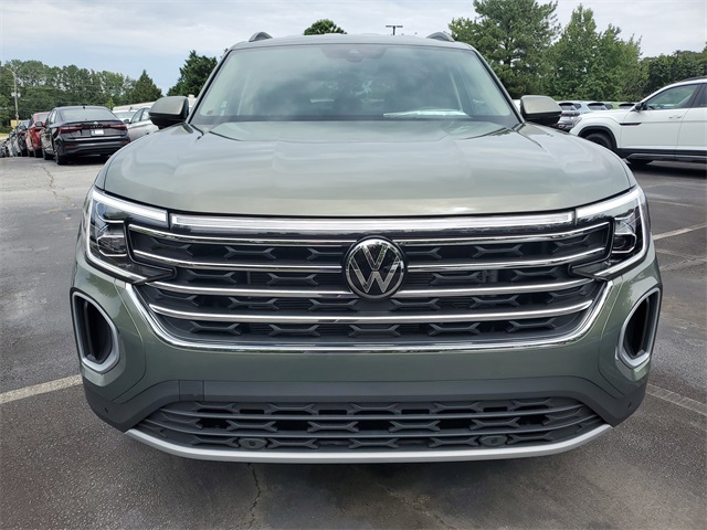 2026 Volkswagen Atlas SE Technology photo 2