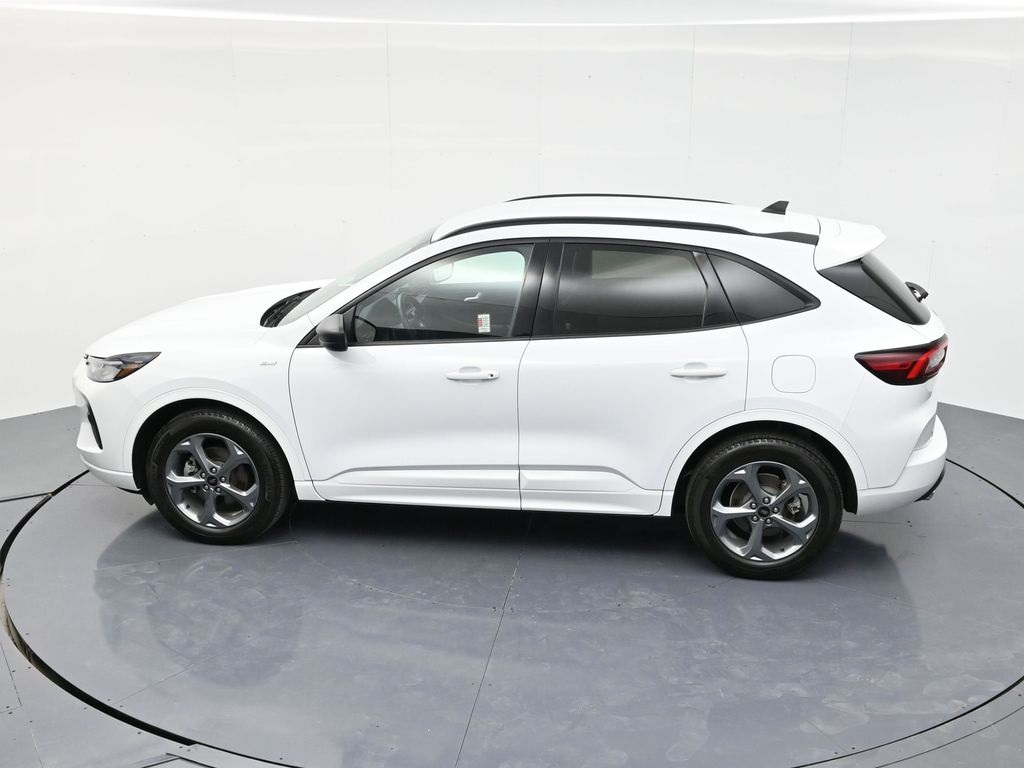 2023 Ford Escape ST-Line photo 37