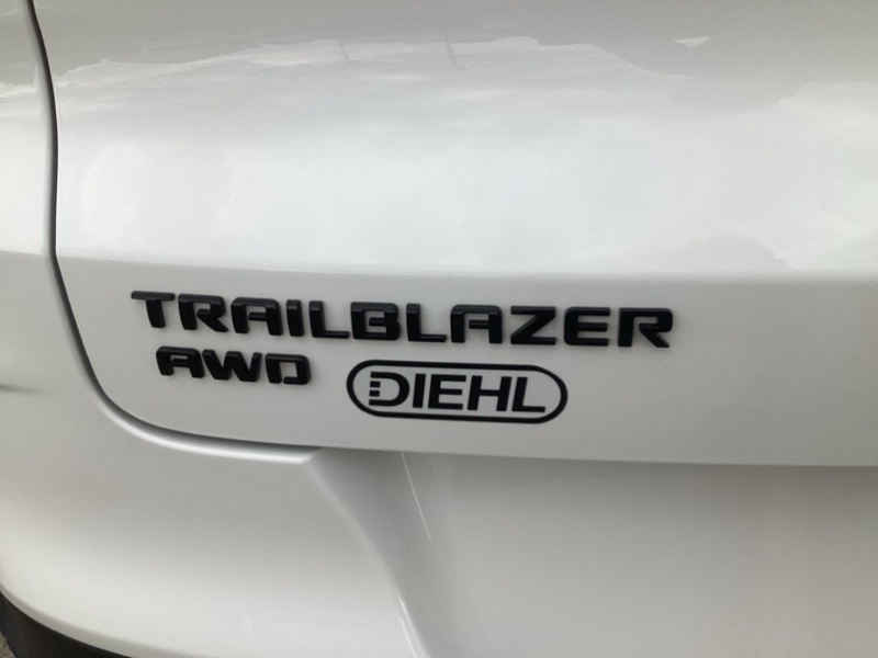 2023 Chevrolet Trailblazer RS photo 11