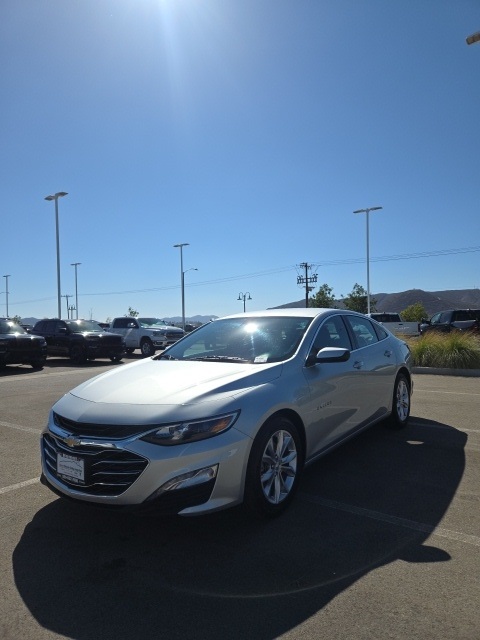 2022 Chevrolet Malibu 1LT photo 3