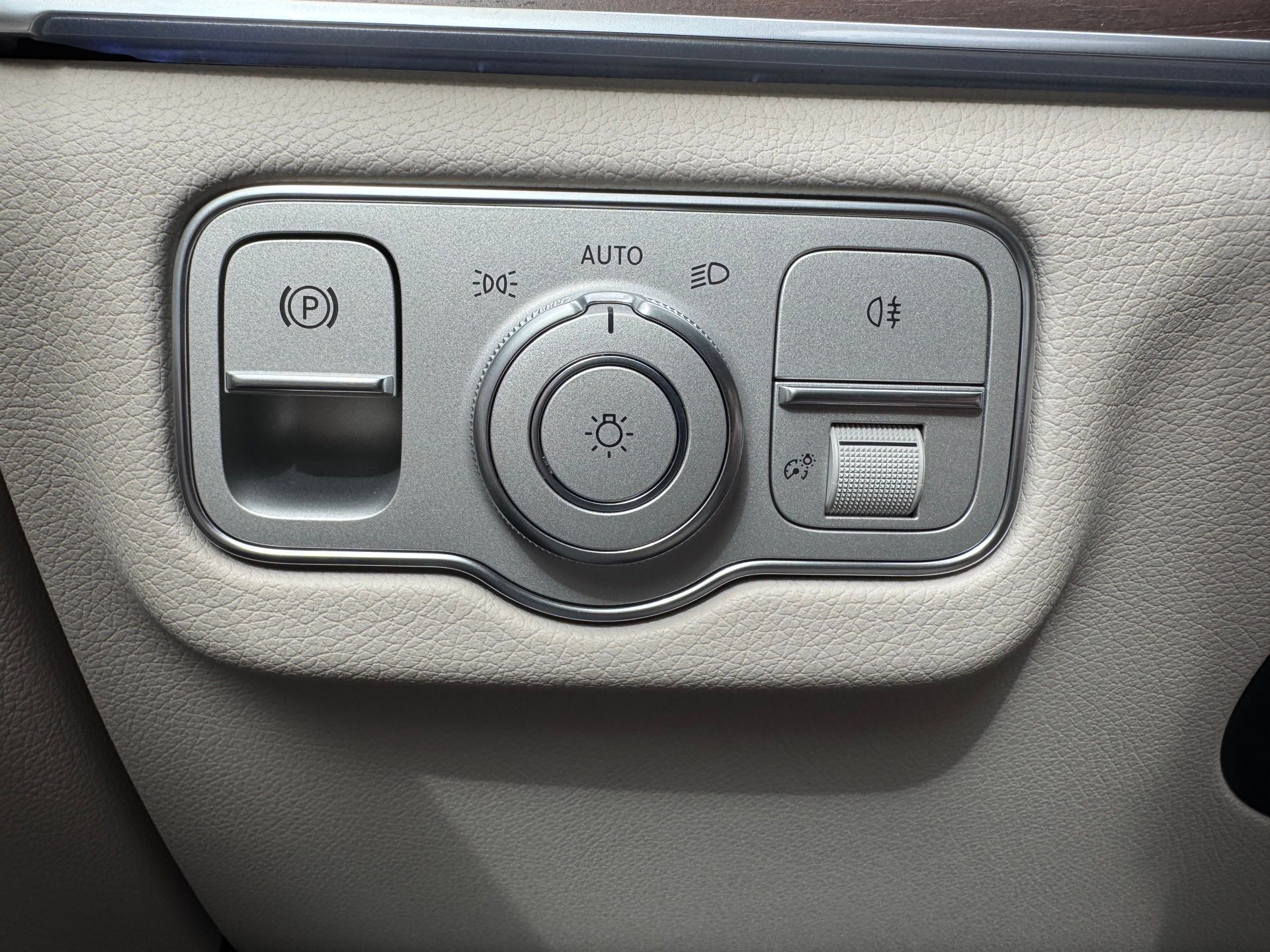 2026 Mercedes Benz GLE 350 4MATIC photo 7