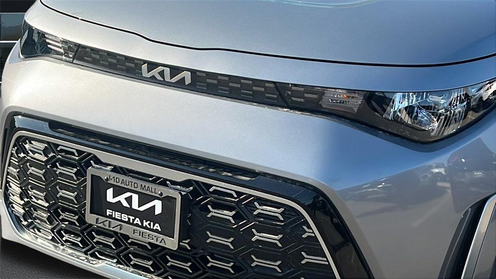 2025 Kia Soul GT-Line photo 5