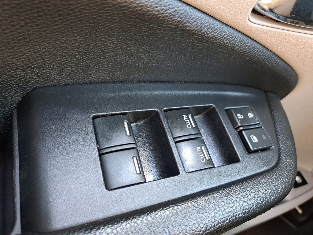 2018 Honda Ridgeline RTL-T photo 20