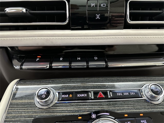 2023 Lincoln Aviator Black Label photo 12