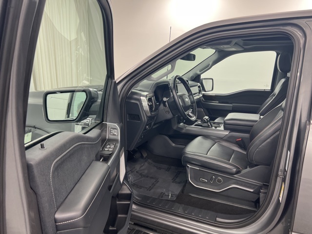 2022 Ford F-150 Lariat photo 11