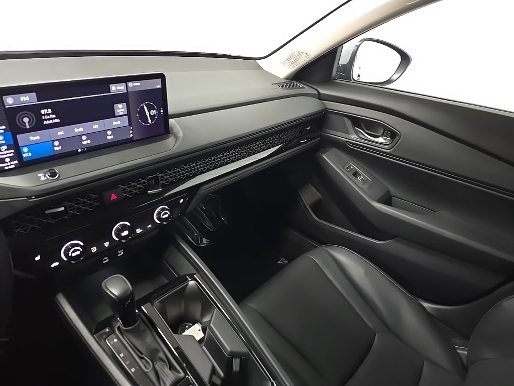 2023 Honda Accord Hybrid EX-L photo 23