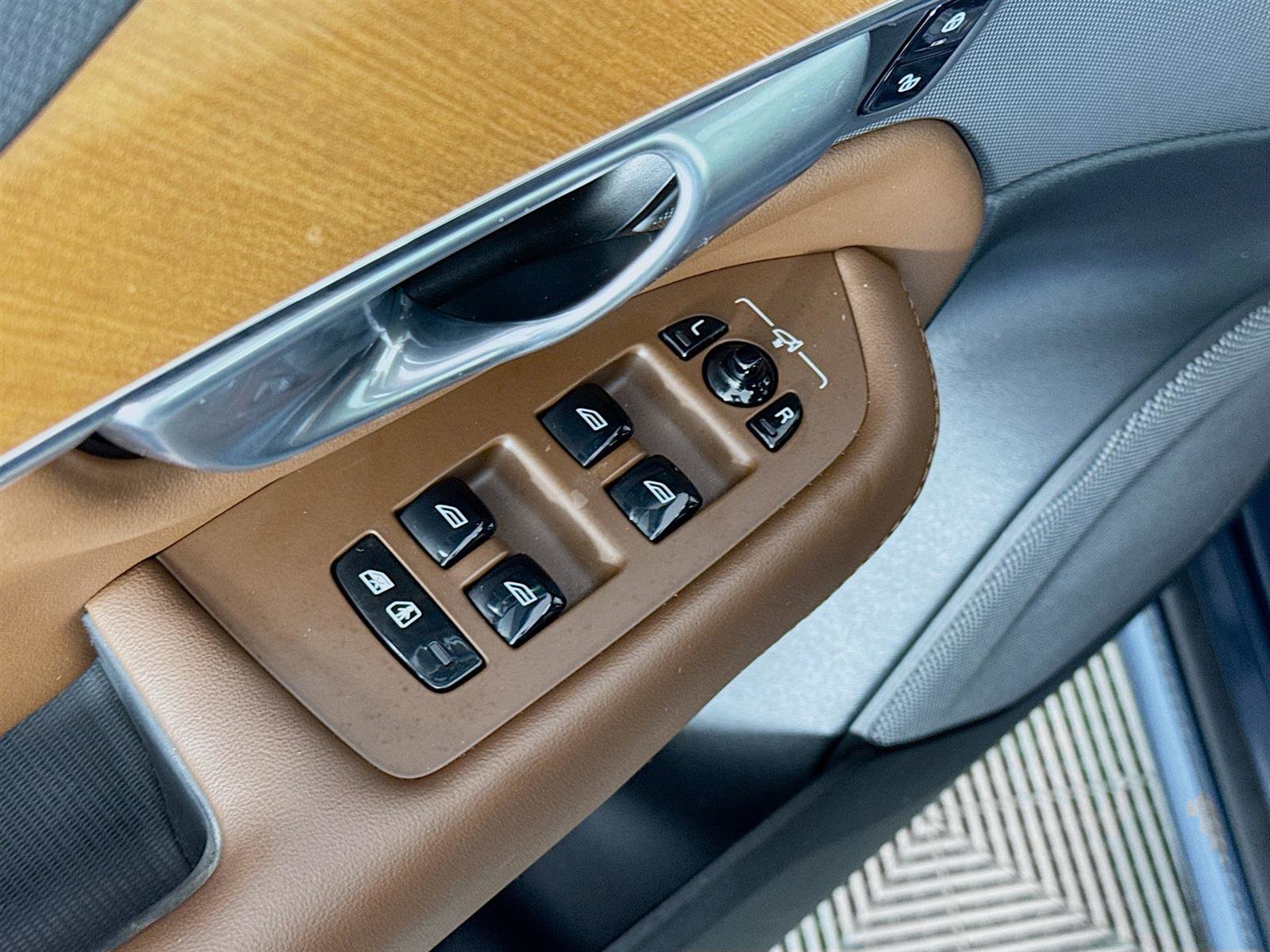 2024 Volvo XC90 B5 Plus photo 20