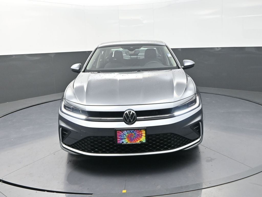 2026 Volkswagen Jetta 1.5T SE photo 2