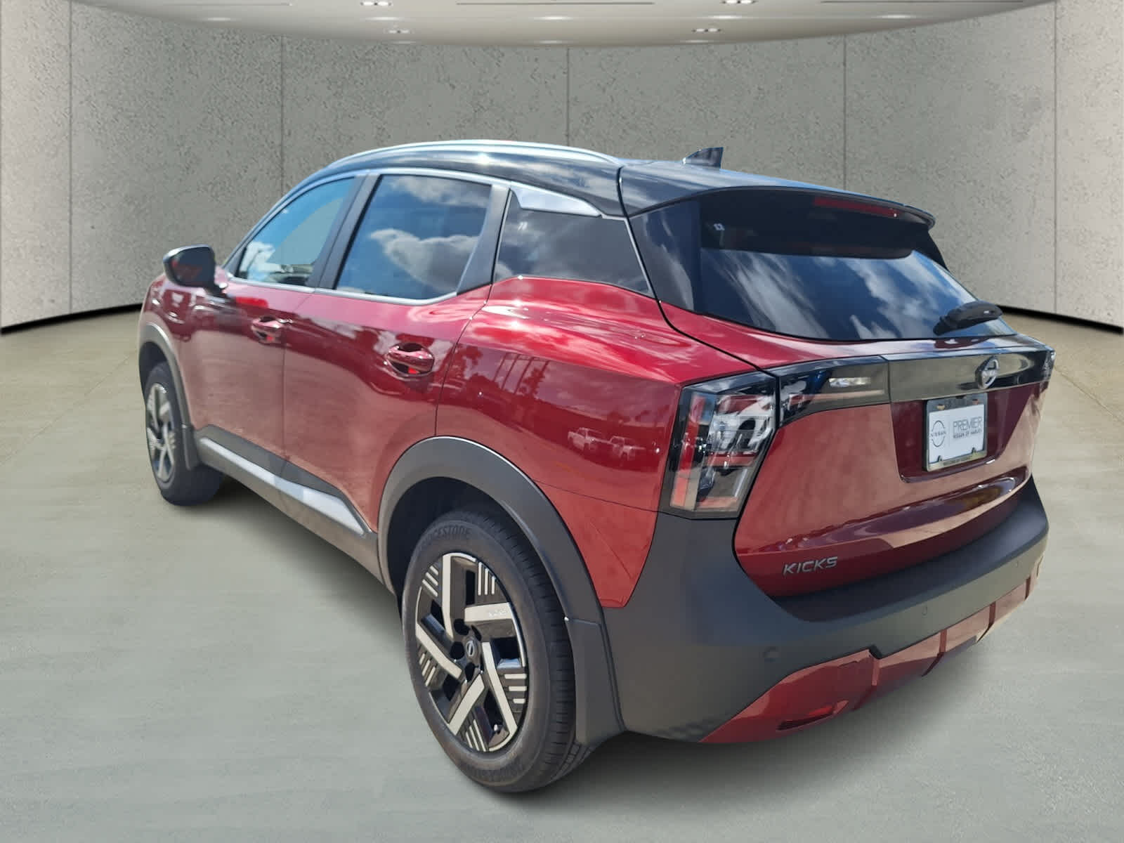 2026 Nissan Kicks SV photo 3