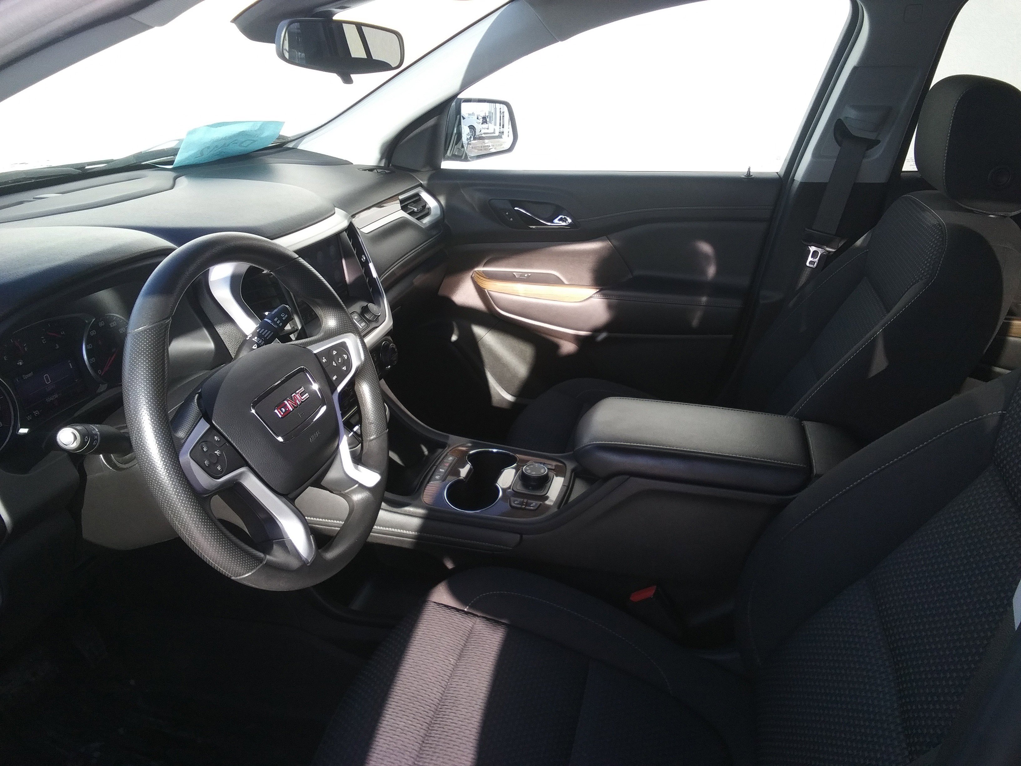 2021 Gmc Acadia SLE photo 3