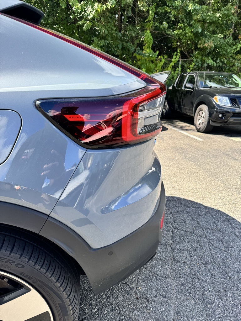 2023 Volvo C40 Recharge Ultimate photo 4
