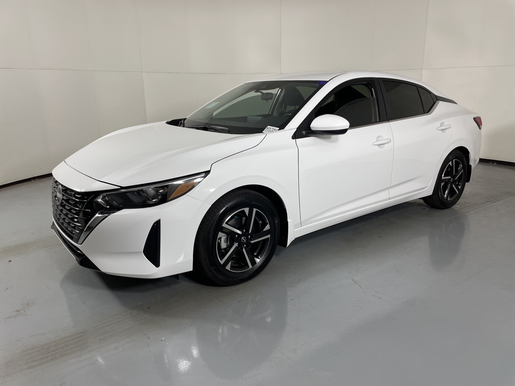 2025 Nissan Sentra SV photo 4