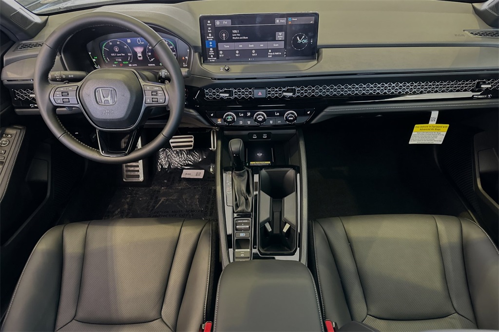2025 Honda Accord Hybrid Sport-L photo 12