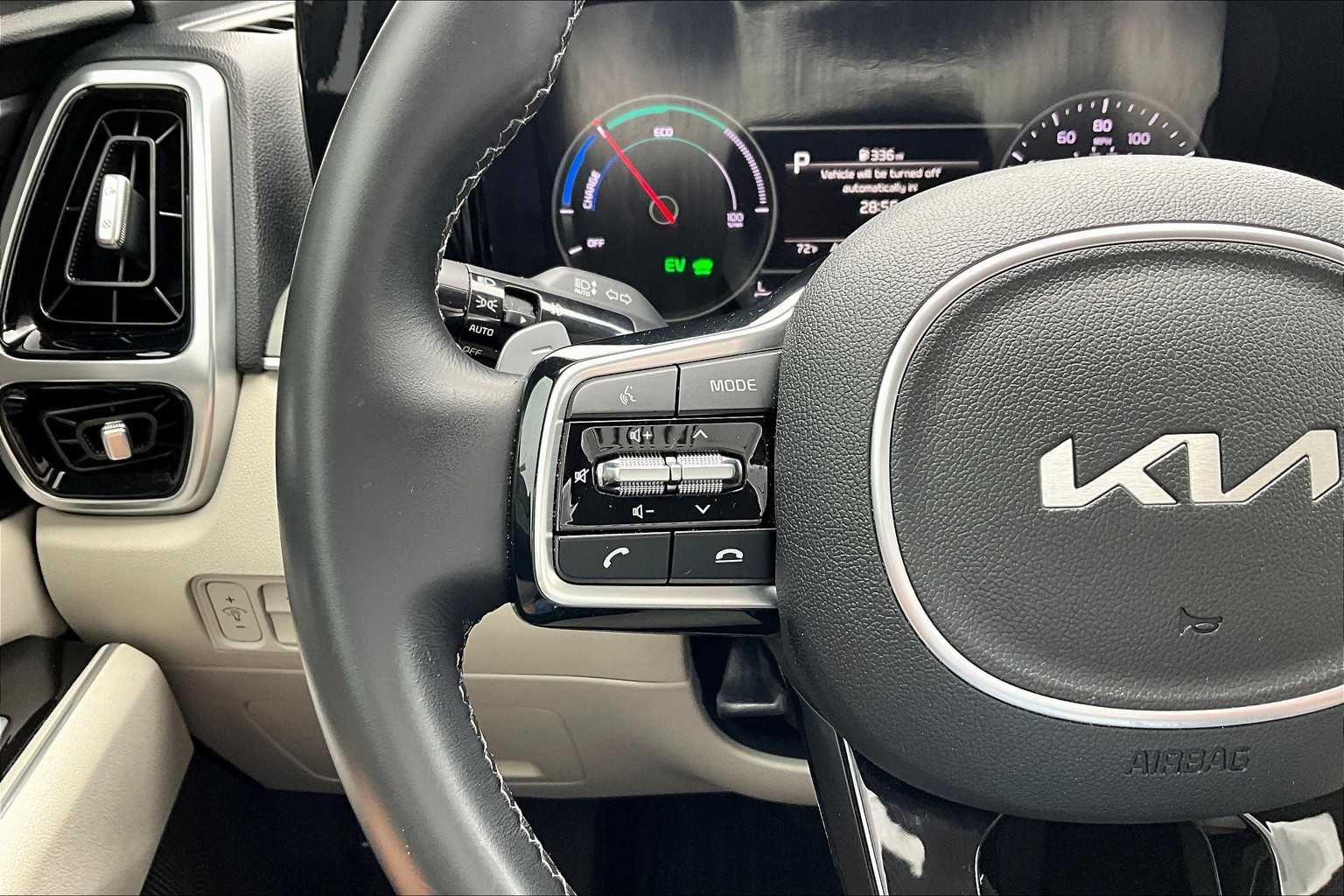 2022 Kia Sorento Plug-In Hybrid SX photo 20