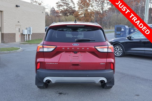 2020 Ford Escape Titanium Hybrid photo 4