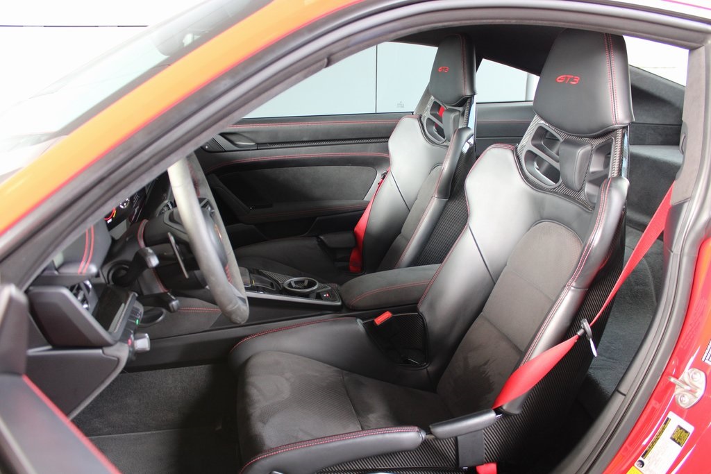 2022 Porsche 911 GT3 Touring photo 3