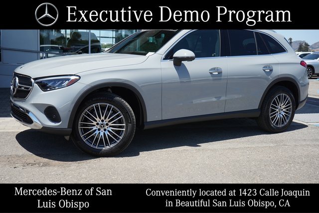 2025 Mercedes Benz GLC 300 4MATIC photo 4