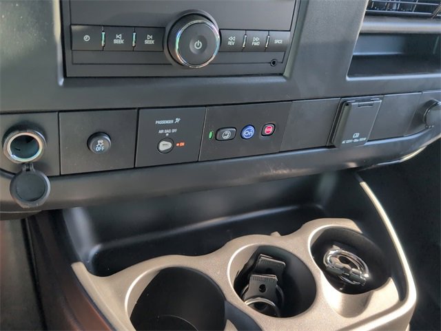 2025 Chevrolet Express Cargo 2500 photo 9