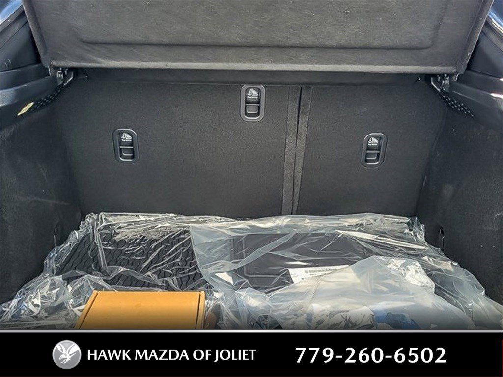 2025 MAZDA CX-30 - Image 15