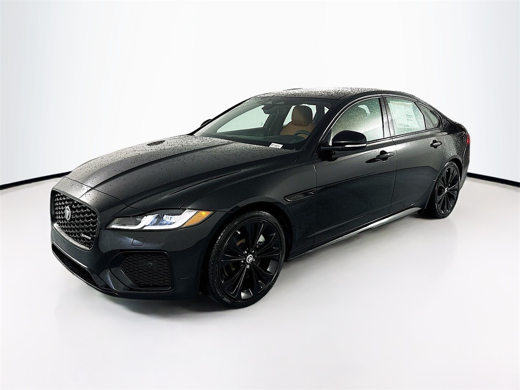 2024 Jaguar XF R-Dynamic SE's photo
