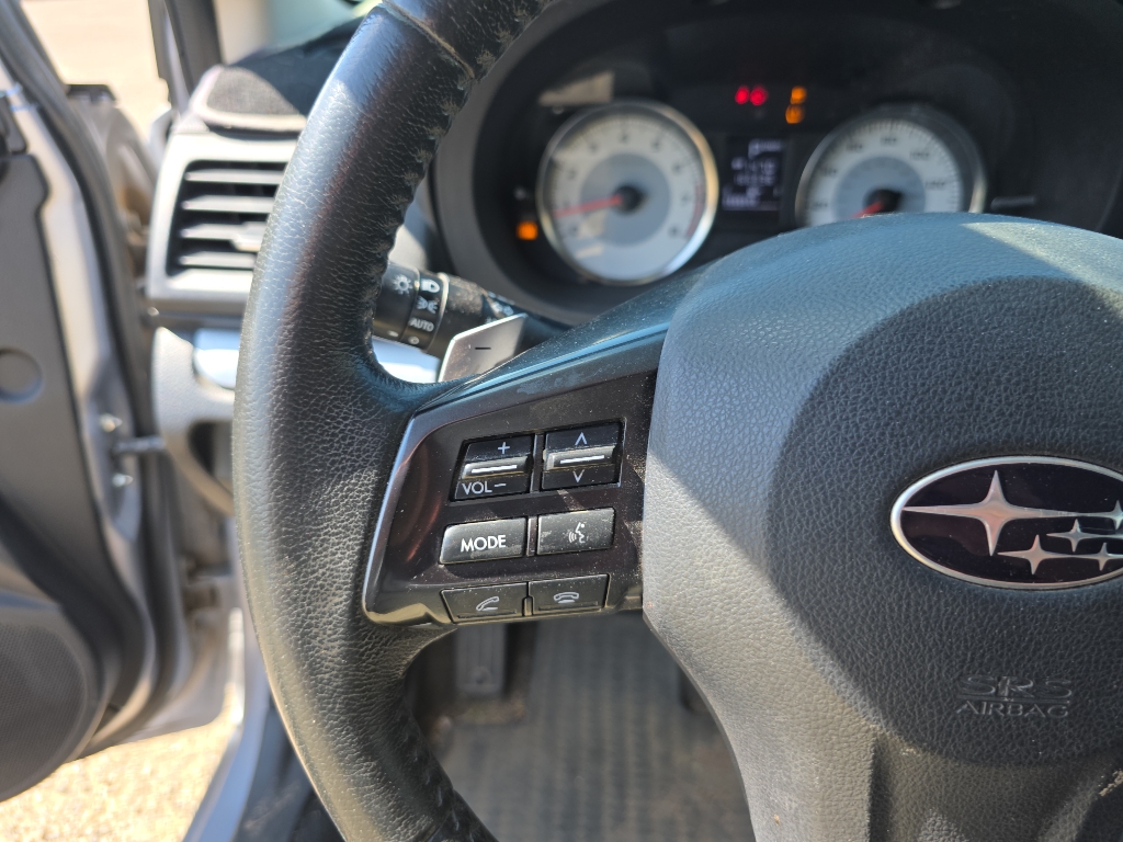 2012 Subaru Impreza 2.0i Limited photo 4