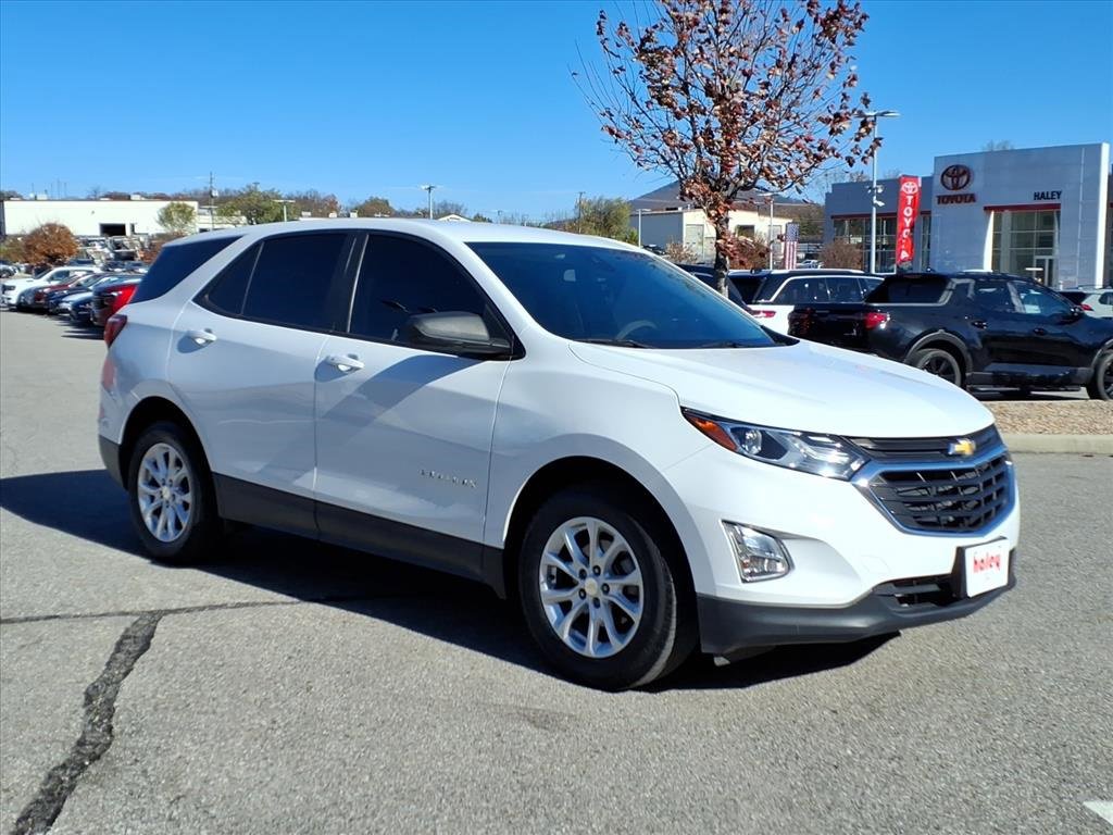 Used 2020 Chevrolet Equinox LS with VIN 3GNAXHEV6LS611805 for sale in Roanoke, VA