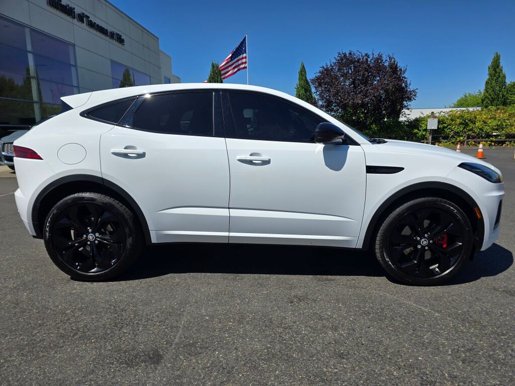 2024 Jaguar E-PACE R-Dynamic SE photo 7