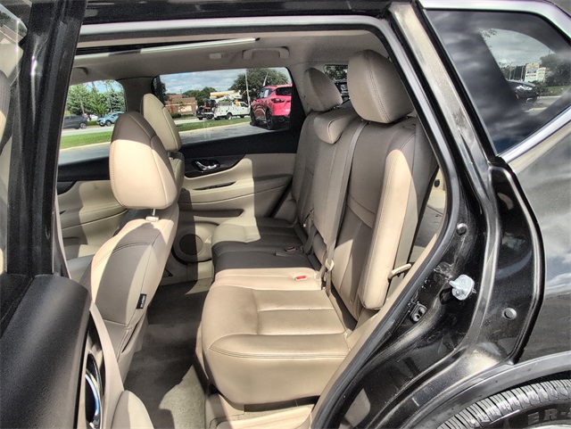 2014 Nissan Rogue SL photo 22