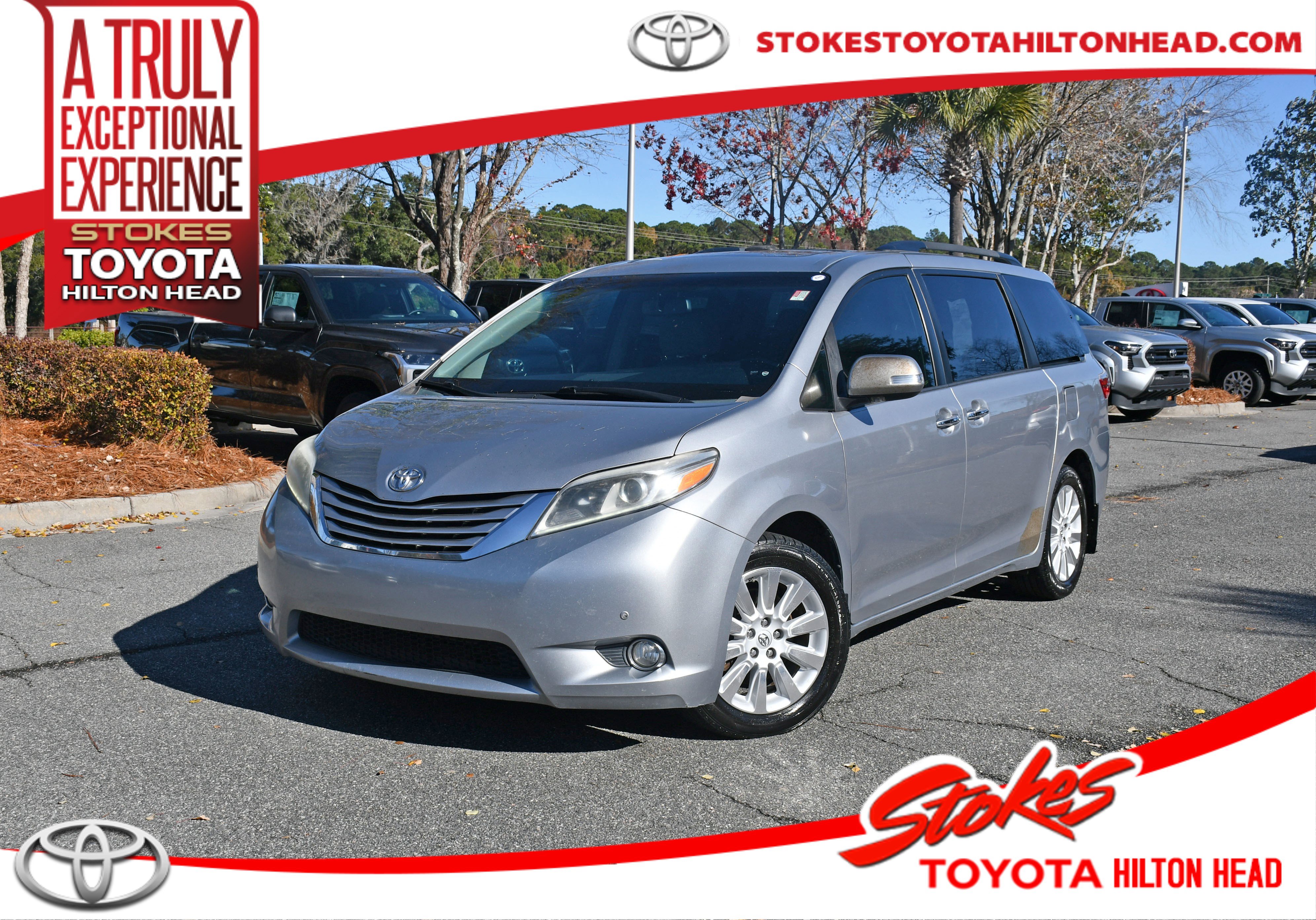 2015 Toyota Sienna Limited's photo