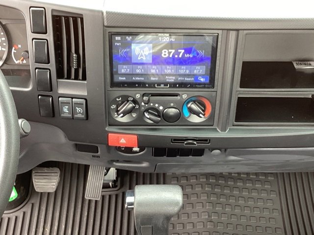 2024 Chevrolet Silverado 4500HD photo 2