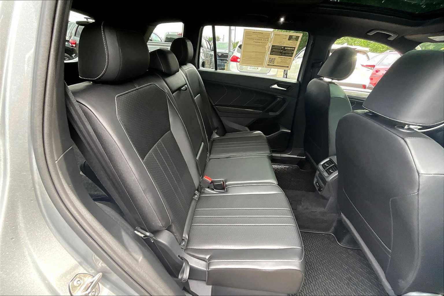2024 Volkswagen Tiguan SE R-Line Black photo 16