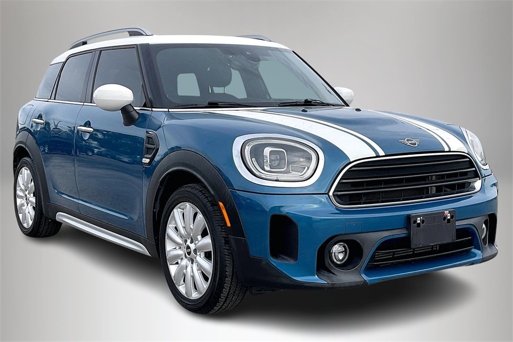 2021 MINI Countryman Oxford Edition's photo