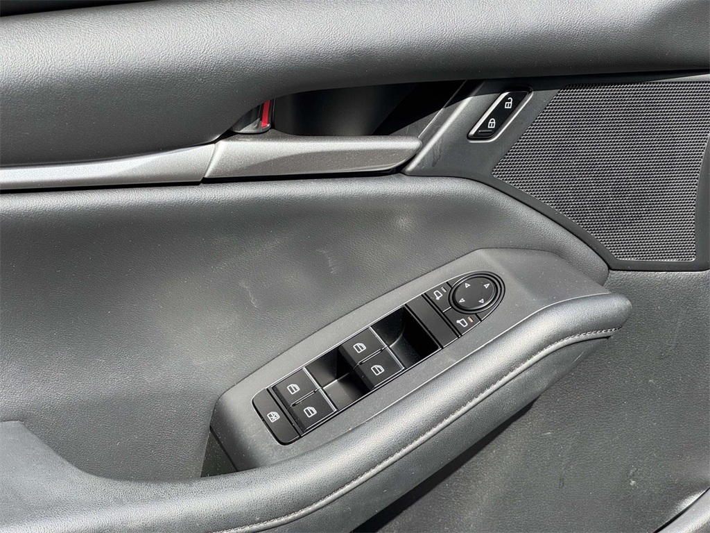 2021 Mazda Mazda3 Select photo 25