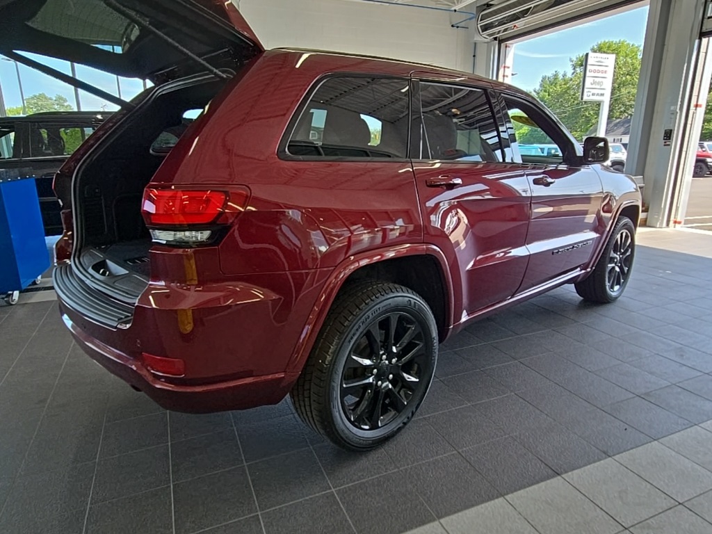 2022 Jeep Cherokee Laredo X photo 23