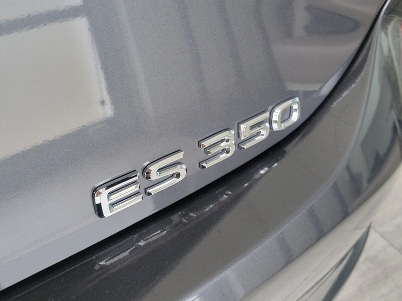 2023 Lexus ES 350 photo 5
