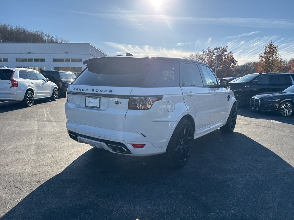 2022 Land Rover Range Rover Sport SVR photo 3