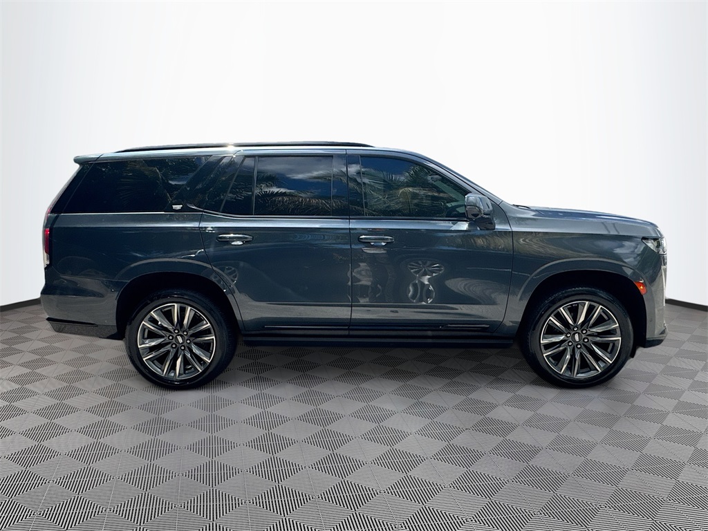 2021 Cadillac Escalade Sport photo 2