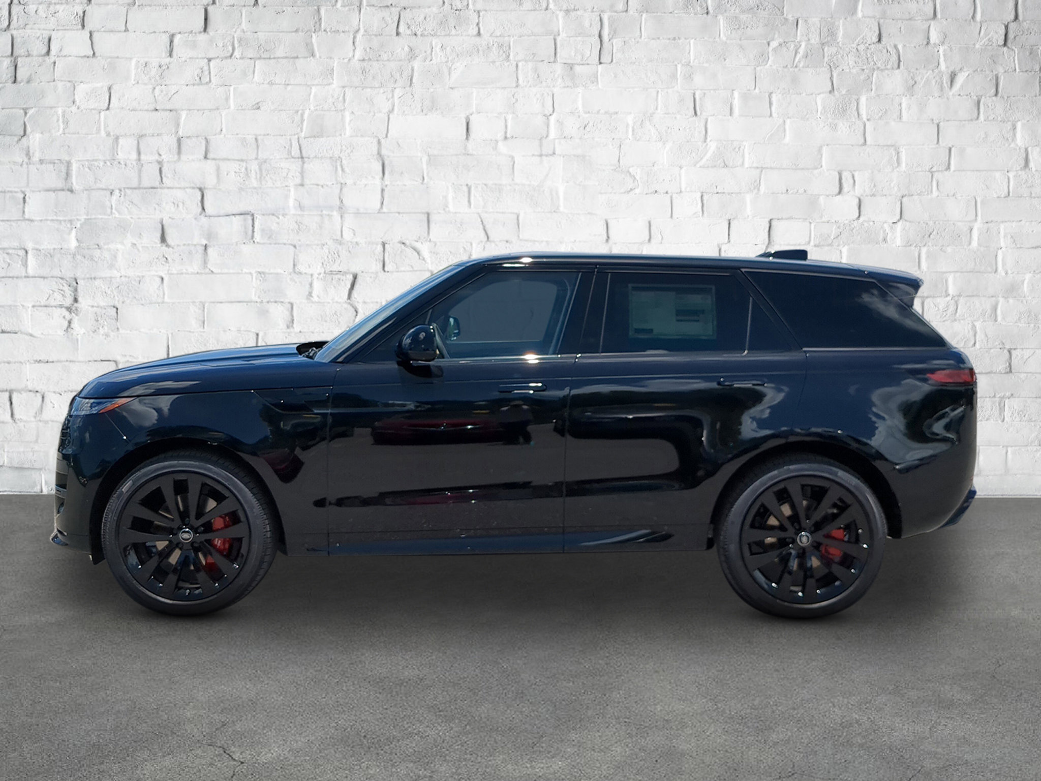 2025 Land Rover Range Rover Sport SE photo 5