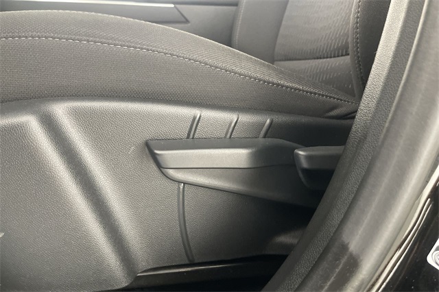 2025 Chevrolet Equinox LT photo 28