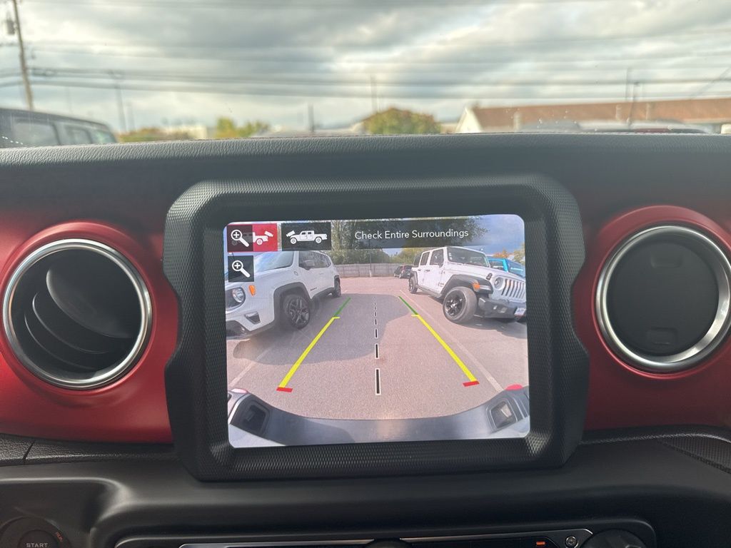 2020 Jeep Gladiator Rubicon photo 19