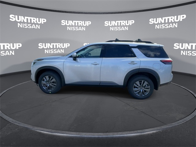 2025 Nissan Pathfinder SV photo 5