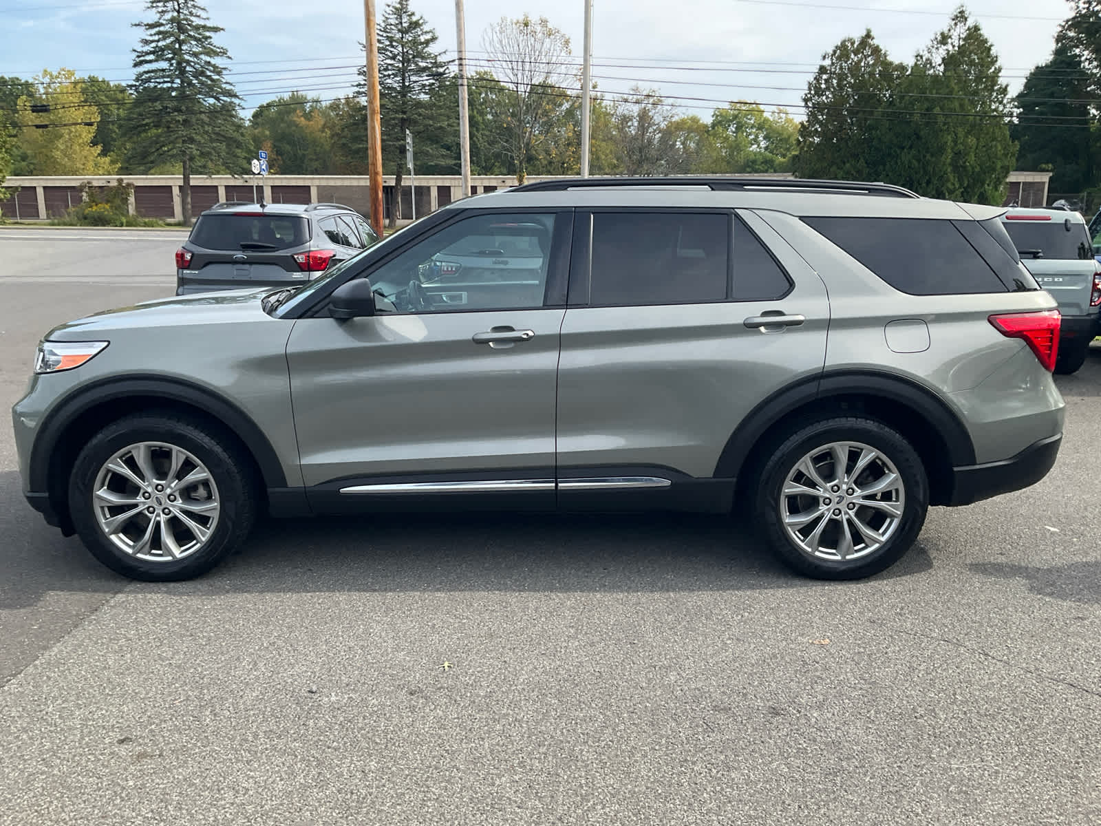 2020 Ford Explorer XLT photo 4
