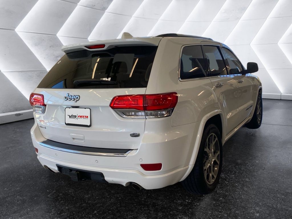 2020 Jeep Grand Cherokee Overland photo 3