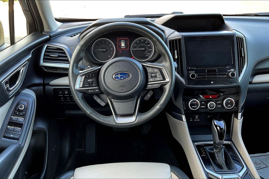 2022 Subaru Forester Limited photo 3