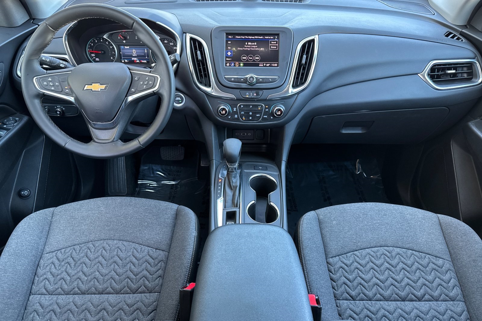 2024 Chevrolet Equinox LT photo 12