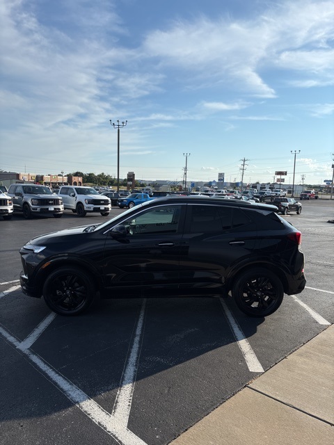 2024 Buick Encore GX Sport Touring photo 5