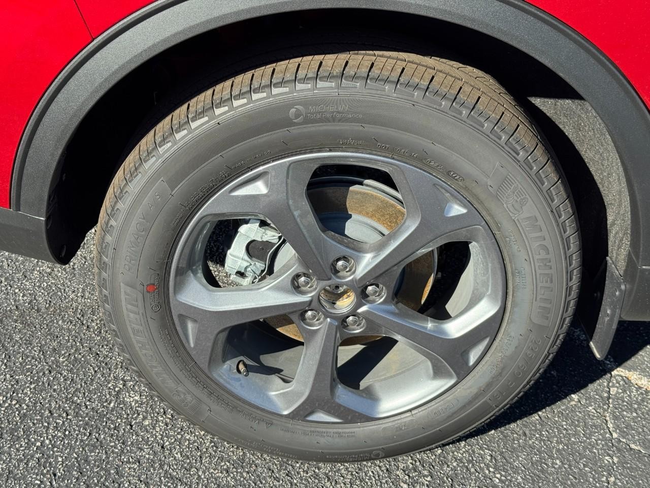 2026 Ford Escape ST-Line photo 4